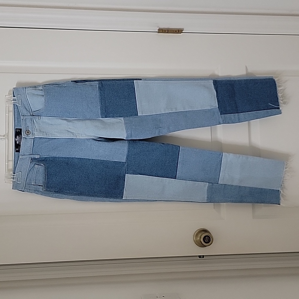 Hollister, Size 26 Ultra High Rise Mom Jeans, Patchwork, Like New Condition!